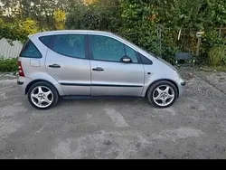 Grau Gebraucht 2003 Mercedes A170 Kleinwagen | 1.250 € (Teuer)