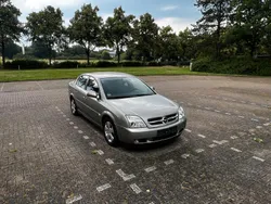 Gelb Gebraucht 2004 Opel Vectra Limousine | 3.000 € (Fairer Preis)