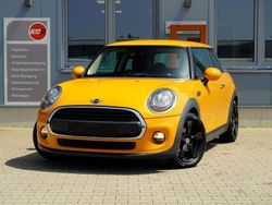 Orange Gebraucht 2016 Mini ONE Kleinwagen | 9.989 € (Fairer Preis)