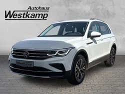 Pure white Gebraucht 2023 VW Tiguan Elegance SUV | 36.490 € (Guter Preis)