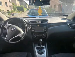 Schwarz Gebraucht 2016 Nissan Qashqai SUV | 12.500 € (Guter Preis)