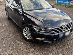 Schwarz Gebraucht 2019 VW Passat Trendline Kombi | 14.400 € (Superpreis)