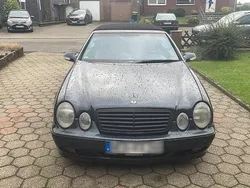 Schwarz Gebraucht 2000 Mercedes CLK230 Cabrio | 5.500 € (Guter Preis)