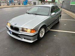 Silber Gebraucht 1997 BMW 320 Performance Coupé | 7.800 € (Teuer)