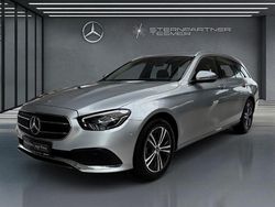 Silber Gebraucht 2022 Mercedes E220 Avantgarde Limousine | 36.350 € (Guter Preis)