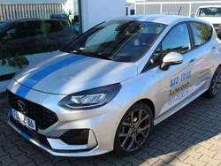 Polarsilber metallic Gebraucht 2023 Ford Fiesta ST-Line Kleinwagen | 17.000 € (Fairer Preis)