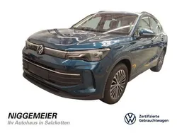 Nightshade blue metallic Gebraucht 2024 VW Tiguan Life SUV | 38.995 € (Etwas zu teuer)
