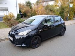 Schwarz Gebraucht 2018 Toyota Yaris Kleinwagen | 13.980 € (Fairer Preis)