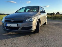 Grau Gebraucht 2004 Opel Astra Limousine | 990 € (Superpreis)