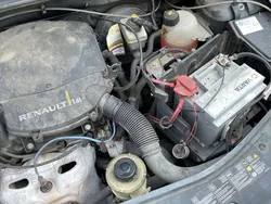 Schwarz Gebraucht 2010 Dacia Sandero Kleinwagen | 1.900 € (Fairer Preis)