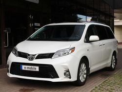 Weiß Gebraucht 2015 Toyota Sienna XLE Van / Kleinbus | 18.800 €