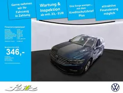 Aquamarinblau metallic Gebraucht 2023 VW Passat Business Kombi | 27.999 € (Fairer Preis)