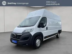 Weiß Gebraucht 2023 Opel Movano S Van | 23.490 € (Guter Preis)