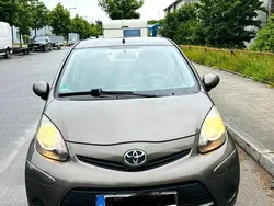 Gebraucht 2012 Toyota Aygo Kleinwagen | 2.400 € (Fairer Preis)