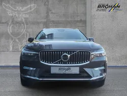 Platinum grey / metallic Gebraucht 2022 Volvo XC60 Plus SUV | 37.480 € (Fairer Preis)