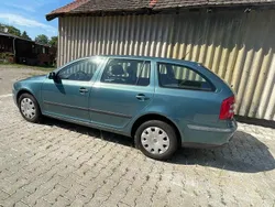 Grün Gebraucht 2007 Skoda Octavia Tour Kombi | 2.200 € (Guter Preis)