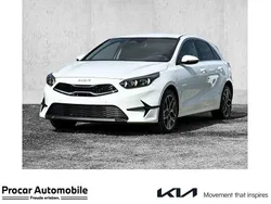 Weiß Neu 2025 Kia Ceed Limousine | 22.690 € (Fairer Preis)