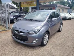 Grau Gebraucht 2015 Hyundai ix20 Van / Kleinbus | 6.900 € (Fairer Preis)