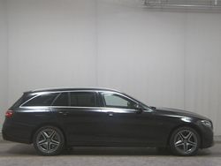 Schwarz Gebraucht 2021 Mercedes E300 AMG line Kombi | 24.450 € (Fairer Preis)