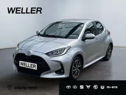 Silber Gebraucht 2023 Toyota Yaris Team Kleinwagen | 19.690 € (Fairer Preis)