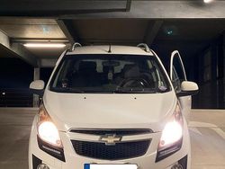 Weiß Gebraucht 2011 Chevrolet Spark LS Kleinwagen | 2.700 € (Fairer Preis)