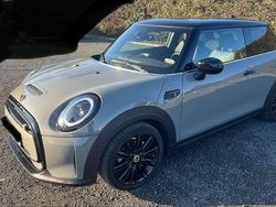 Grau Gebraucht 2022 Mini Cooper SE Kleinwagen | 18.800 € (Fairer Preis)