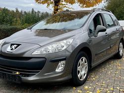Lackierung moondust/metallicl Gebraucht 2010 Peugeot 308 Tendance Kombi | 3.990 € (Fairer Preis)