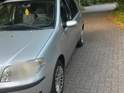 Silber Gebraucht 2009 Fiat Punto Classica Kleinwagen | 1.800 € (Guter Preis)