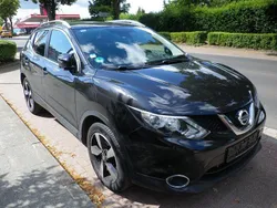 Schwarz Gebraucht 2016 Nissan Qashqai N-Connecta SUV | 11.990 € (Fairer Preis)