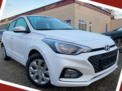 Weiß Gebraucht 2012 Hyundai i30 Classic Limousine | 3.900 € (Guter Preis)