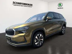 Goldbronze metallic Gebraucht 2025 Skoda Kodiaq Selection SUV | 49.970 € (Fairer Preis)