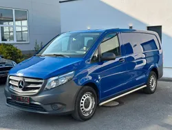 Blau Gebraucht 2020 Mercedes Vito Van / Kleinbus | 19.390 € (Guter Preis)