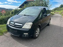 Schwarz Gebraucht 2008 Opel Meriva Van / Kleinbus | 1.850 € (Teuer)