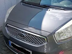 Grau Gebraucht 2011 Kia Venga Edition 7 Kleinwagen | 3.500 € (Fairer Preis)