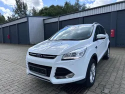 Weiß Gebraucht 2016 Ford Kuga Titanium SUV | 8.999 € (Guter Preis)