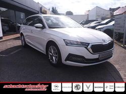 Weiß Gebraucht 2021 Skoda Octavia Style Kombi | 16.490 € (Guter Preis)