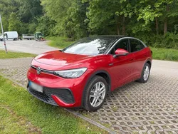 Rot Gebraucht 2023 VW ID.5 Pro Performance SUV | 37.500 € (Teuer)