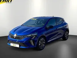Blau Neu 2025 Renault Clio V Techno Limousine | 23.485 € (Etwas zu teuer)