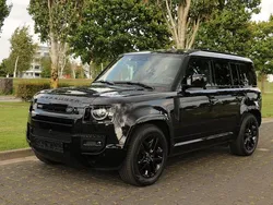 Schwarz Gebraucht 2022 Land Rover Defender SUV | 65.499 € (Teuer)