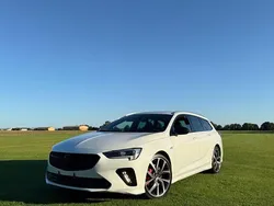 Weiß Gebraucht 2020 Opel Insignia Kombi | 26.700 € (Guter Preis)