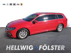 Rot Gebraucht 2022 VW Passat Business Kombi | 20.790 € (Guter Preis)