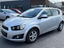 Silber Gebraucht 2012 Chevrolet Aveo LT Kleinwagen | 3.900 € (Guter Preis)