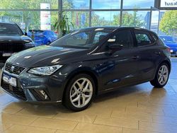 Grau Gebraucht 2021 Seat Ibiza Beats Limousine | 18.000 € (Fairer Preis)