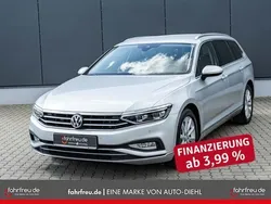 Silber Gebraucht 2019 VW Passat Elegance Kombi | 20.390 € (Fairer Preis)
