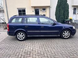 Blau Gebraucht 2001 Opel Astra Selection Kombi | 1.050 € (Guter Preis)