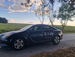 Schwarz Gebraucht 2012 Opel Insignia Limousine | 3.200 € (Fairer Preis)