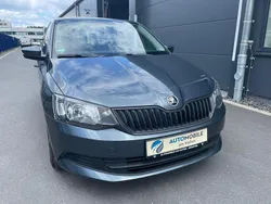 Grau Gebraucht 2018 Skoda Fabia Active Kleinwagen | 7.490 € (Fairer Preis)