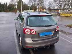 Grau Gebraucht 2010 VW Golf Plus Comfortline Van / Kleinbus | 9.399 € (Etwas zu teuer)