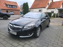 Schwarz Gebraucht 2016 Opel Insignia Country Tourer Kombi | 7.890 € (Fairer Preis)