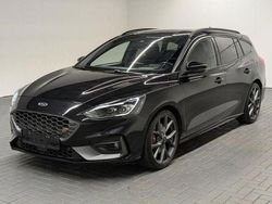 Schwarz (obsidianschwarzmet.) Gebraucht 2020 Ford Focus ST Kombi | 24.480 € (Fairer Preis)